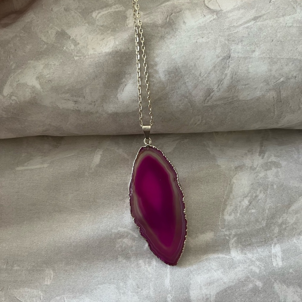 pink stone necklace